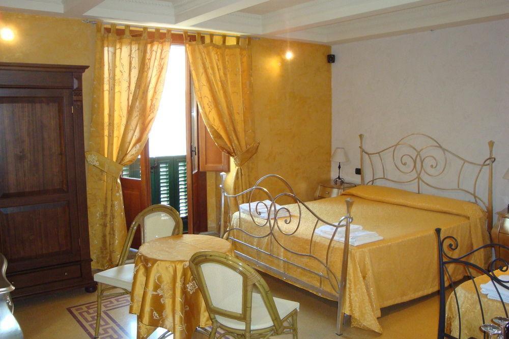 Bed and Breakfast Residenza Il Duomo Tropea Exterior foto