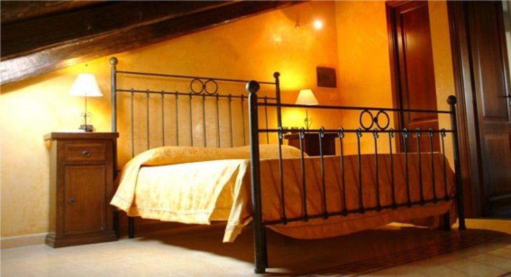 Bed and Breakfast Residenza Il Duomo Tropea Exterior foto