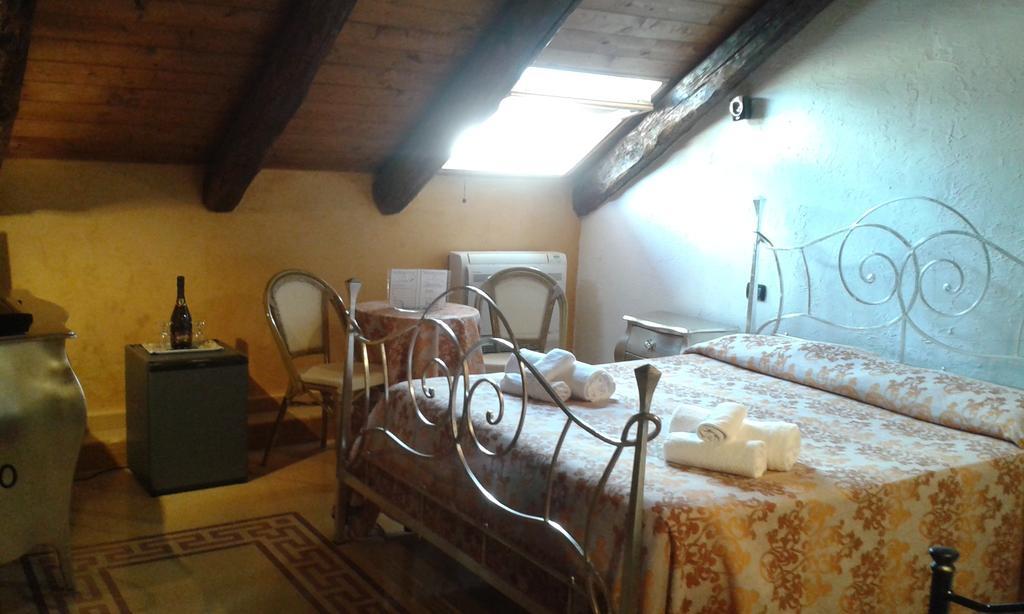 Bed and Breakfast Residenza Il Duomo Tropea Zimmer foto