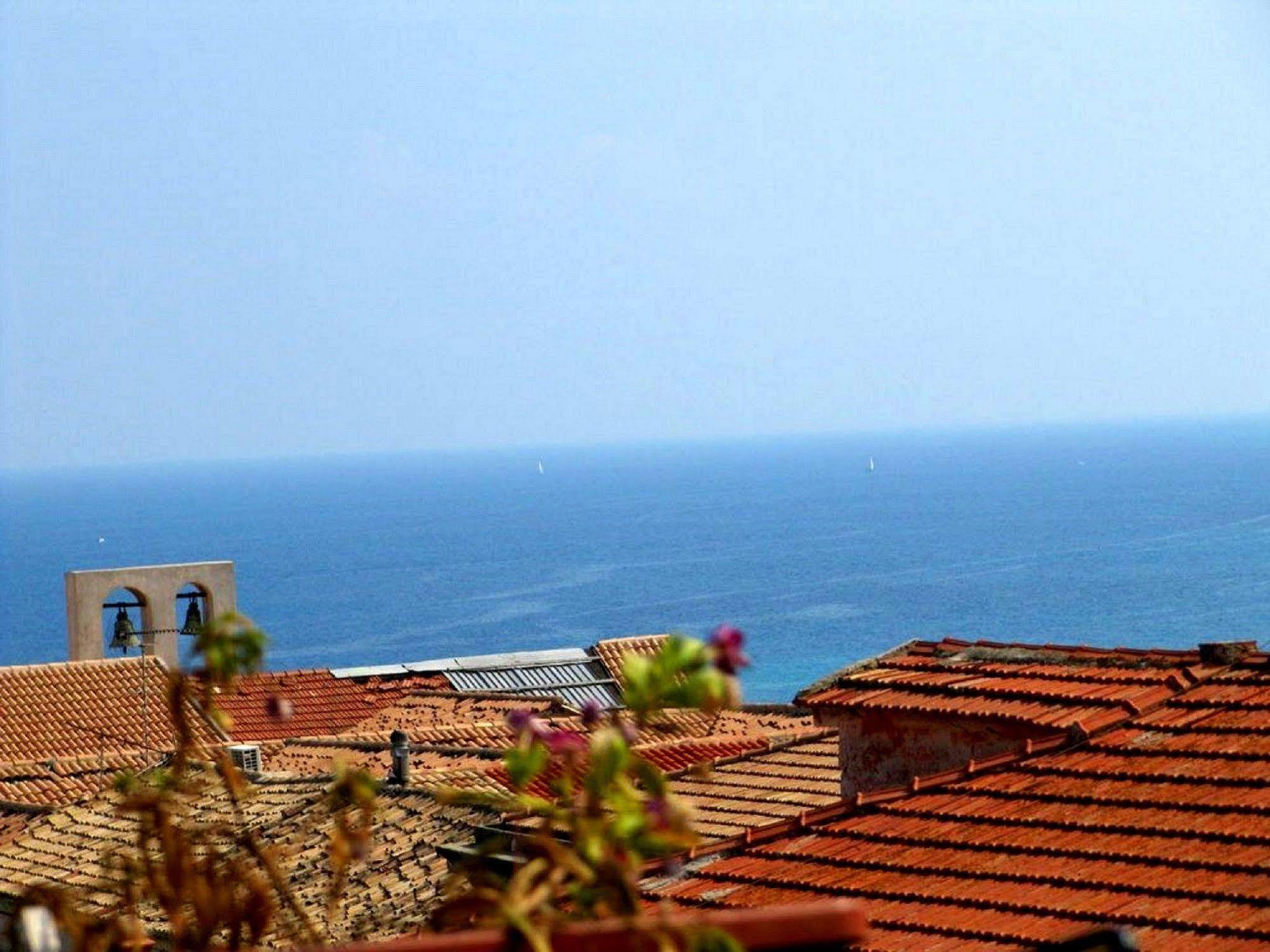 Bed and Breakfast Residenza Il Duomo Tropea Exterior foto